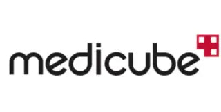 Logo Medicube avec le nom de la marque en lettres minuscules noires et une icône en grille rouge à sa droite.
